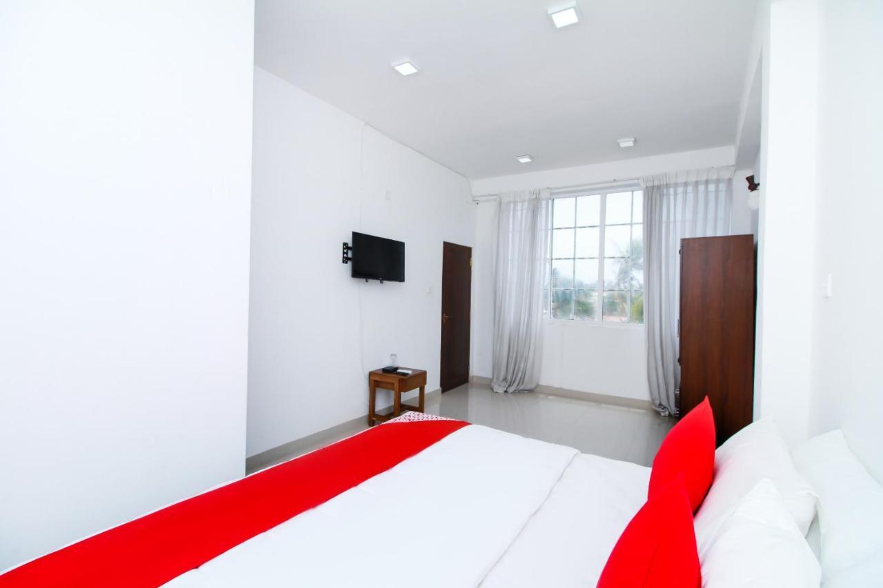 Hotel By The C 乌斯维塔克伊亚瓦 外观 照片